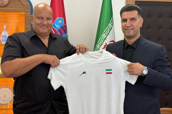 نناد کلاییچ، قهرمان المپیک آتلانتا، سرمربی تیم ملی هندبال ایران شد