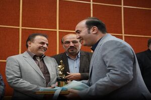مراسم تجلیل از تایسز به عنوان صادرکننده نمونه استان قزوین