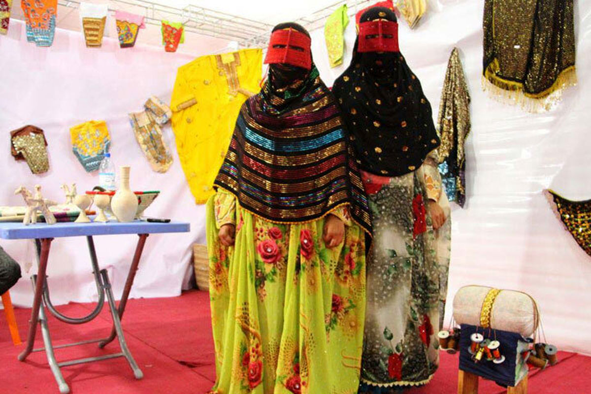 دوخت البسه محلی هرمزگان 