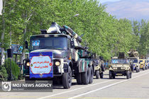 نمایش تجهیزات دفاعی ارتش در رژه ۲۹ فروردین