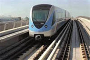 توسعه قطارهای حومه ای راه حلی برای رفع آلودگی هوای تهران است