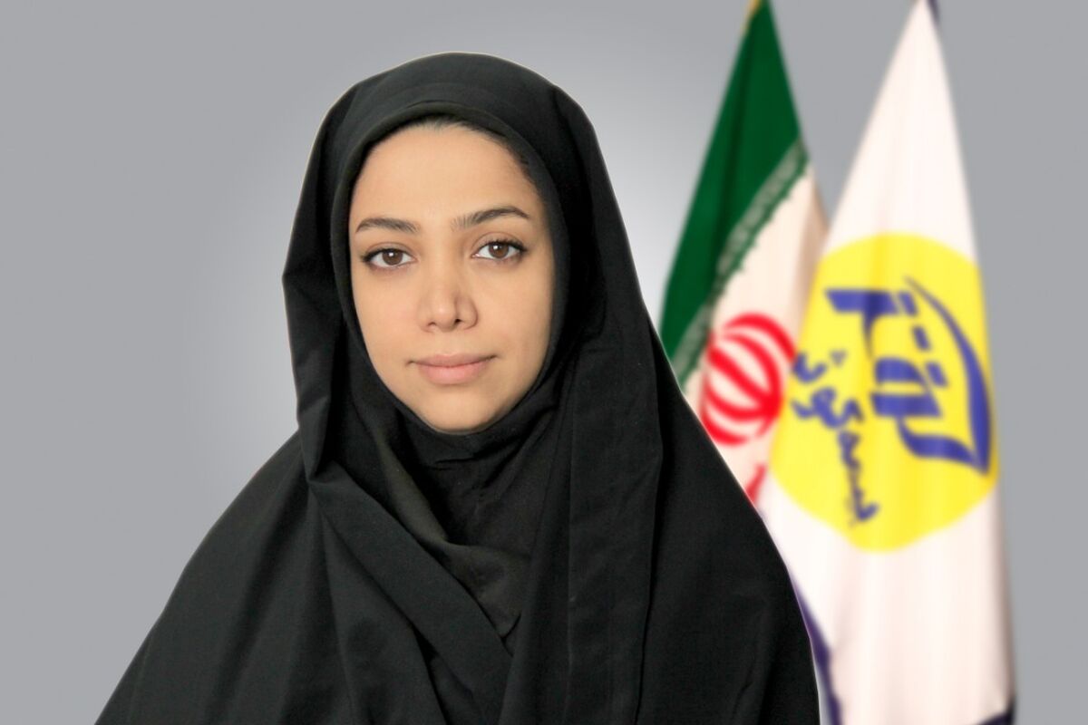 لاله کریمی