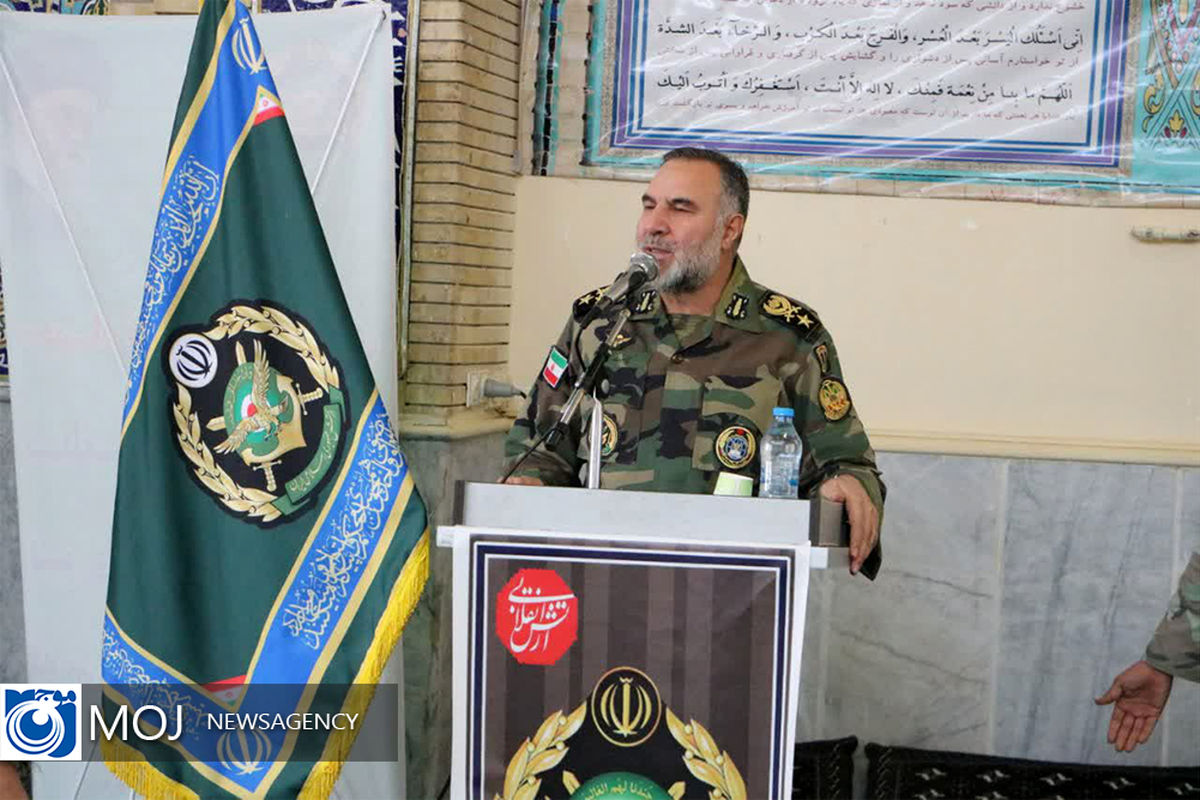 بازدید فرمانده نیروی زمینی ارتش از تیپ ۲۷۷ شهید تولایی