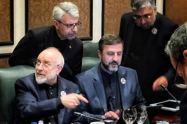 ۲۶۱ نماینده مجلس از هیات مذاکره‌کننده ایرانی حمایت کردند