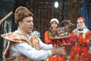 "تکم خوانی" آئینی به قدمت نوروز در دیار آذربایجان/صدای پای بهار با نوای تکم خوان ها+فیلم و عکس