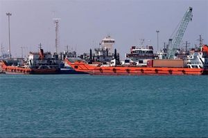 تخلیه و بارگیری کالا در بندر کیش ۹ درصد افزایش یافت