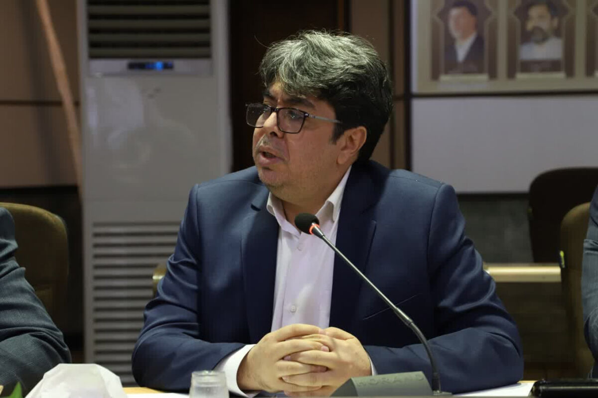 علیرضا خاکی