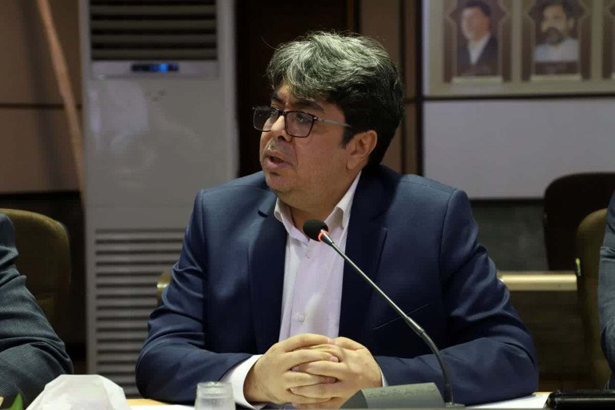 علیرضا خاکی