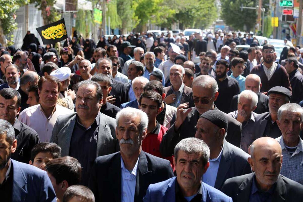 راهپیمایی  (2)