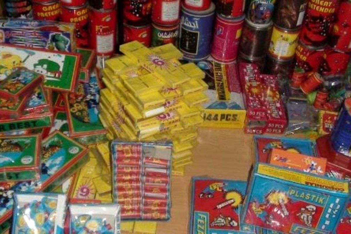 مواد محترقه غیرمجاز