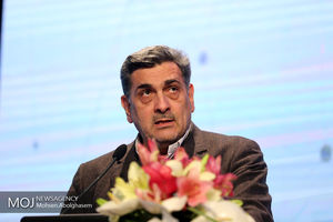 تهران یک شهر باستانی و تاریخی است و قدمت تهران به بیش از ۸۰۰۰ سال می‌رسد