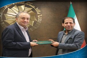 امضای تفاهم‌نامه همکاری بین اتاق بازرگانی و دانشگاه آزاد اسلامی هرمزگان