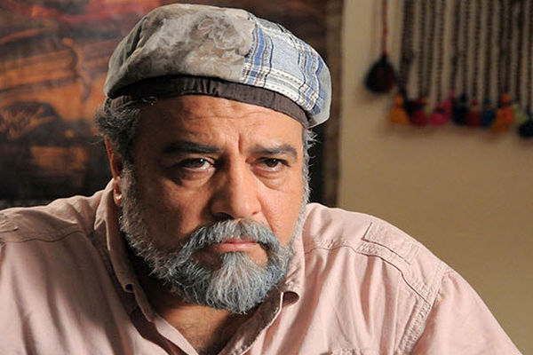 محمدرضا شریفی‌نیا پس از سال‌ها دوری با نمایش «طاعون» به تئاتر بازمی‌گردد