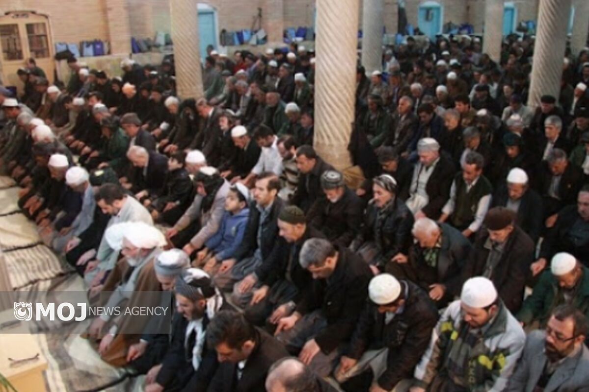 ممنوعیت برپایی نماز جمعه وجماعت