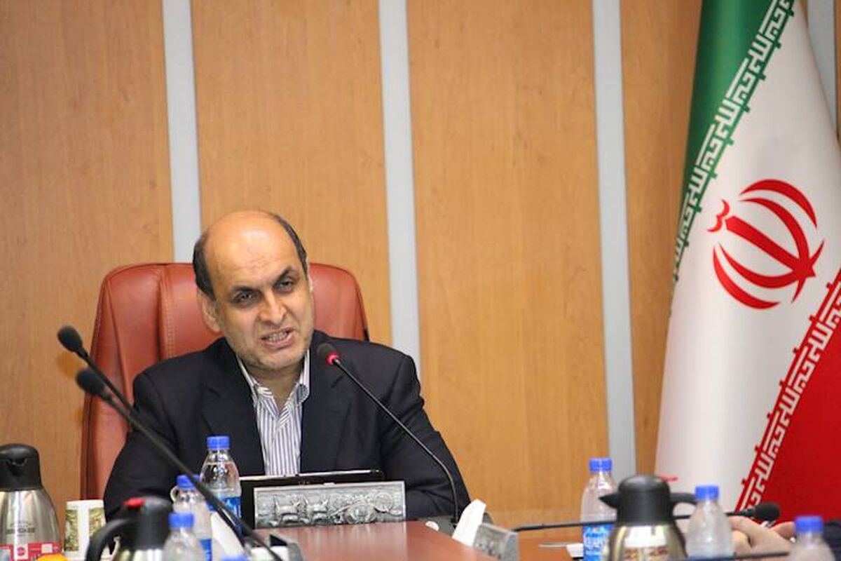 هادی حق شناس