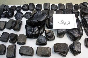 دستگیری قاچاقچیان به همراه یک تن و 500 کیلو تریاک در حاجی آباد