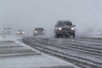 شرایط نامناسب محورهای شهرضا، سمیرم و شهرکرد درپی بارش شدید برف