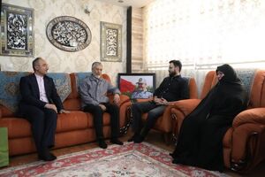 شهید نصیرزاده دارای دانش بالا، تجارب بسیار ارزشمند و حسن اخلاق بود