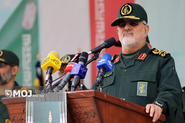 فرمانده کل سپاه پاسداران بر اجرای درست طرح محله محور بسیج تاکید کرد