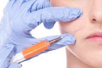 تزریق ژل لب بهتر است یا تزریق چربی