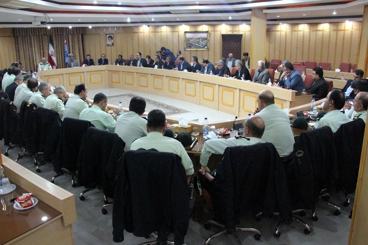 دیدار استاندار گیلان با فرماندهان انتظامی