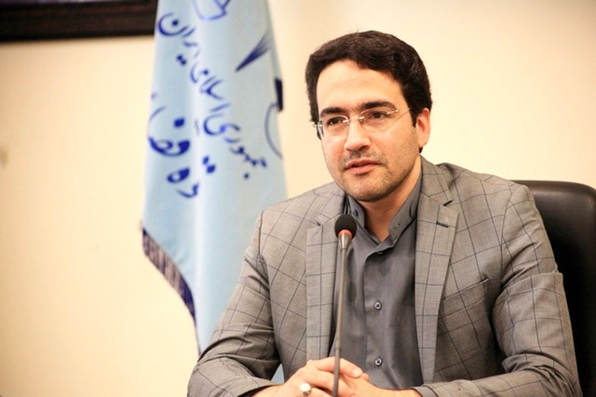 یزد ئ