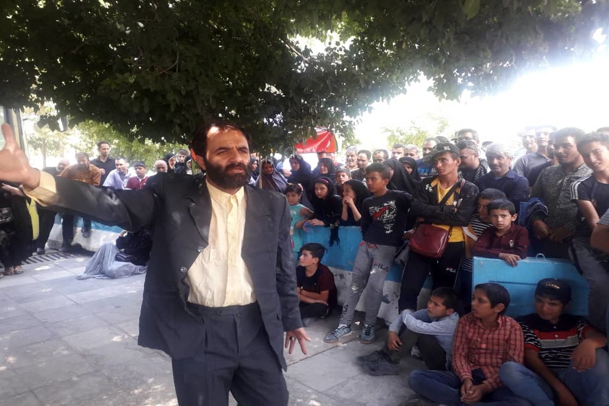 تئاتر خیابانی