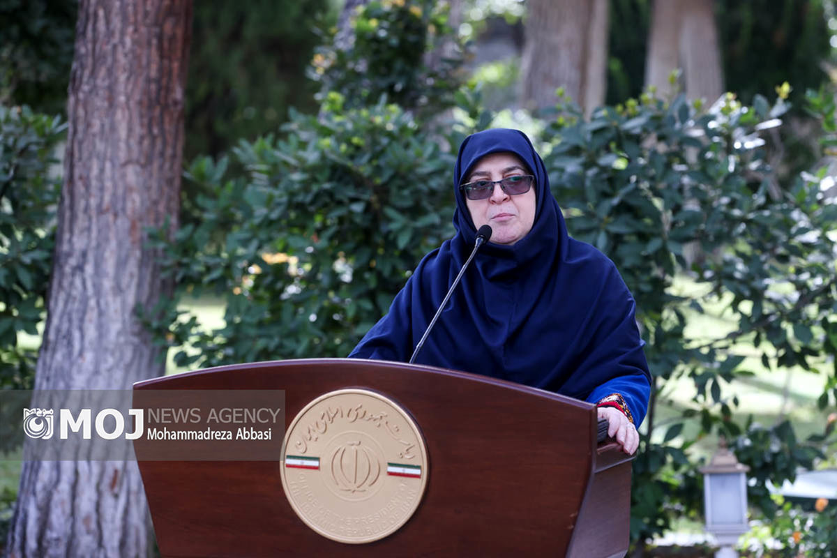 حاشیه+جلسه+هیات+دولت+-+۲+آبان