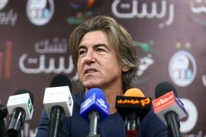 هدف استقلال در بازی با آلومینیوم فقط کسب سه امتیاز است/وریا غفوری افسانه باشگاه است