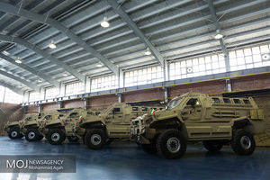 رونمایی از خودرو زرهی «طوفان»