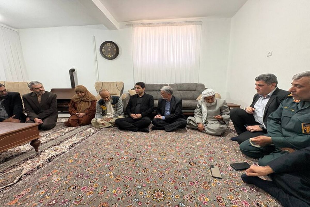 وزیر فرهنگ و ارشاد اسلامی