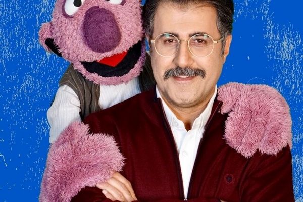 جناب خان شب یلدا با هومن حاج‌عبداللهی می‌آید