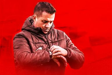 اوسمار با پرسپولیس می‌ماند