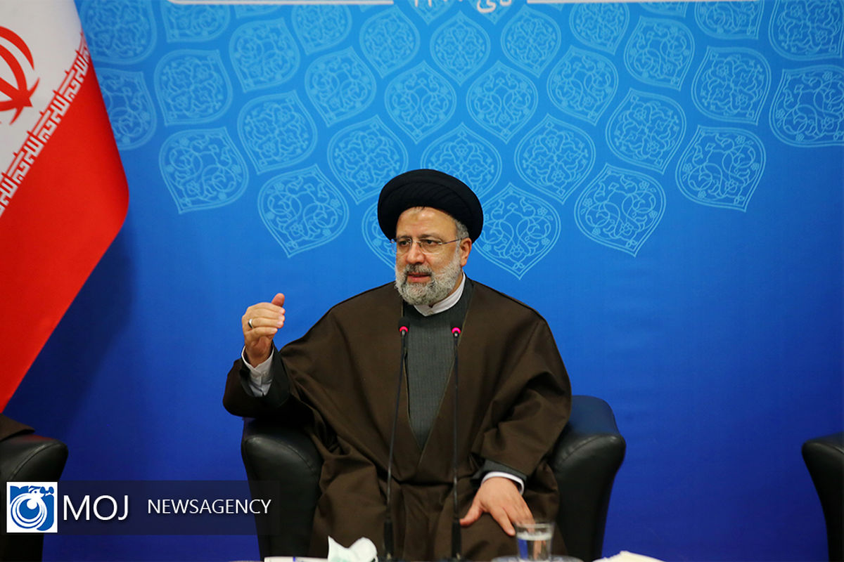 نشست خبری رئیس جمهوری در سفر به استان قم