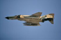 جنگنده F4 اورهال شد
