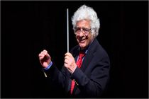 گزیده آثار لوریس چکناواریان در تالار وحدت رونمایی می‌شود