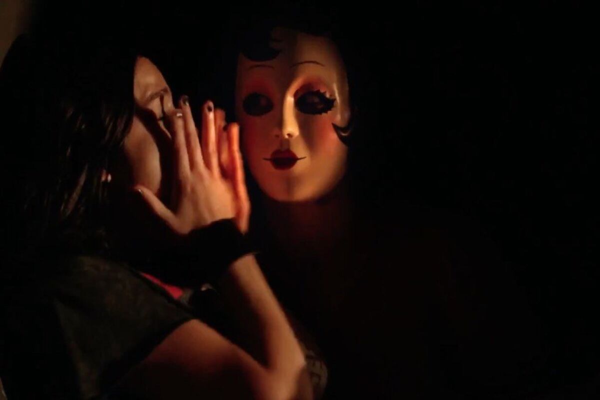 The-Strangers-Prey-At-Night