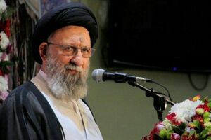 مسئولان انتظامی و امنیتی باید قاتل و عامل قتل امام جمعه رضا آباد را شناسایی کنند