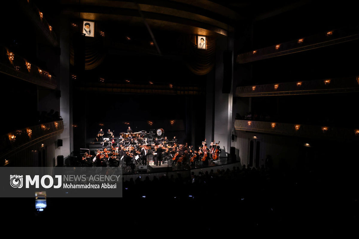 کنسرت ارکستر ملی ایران به خوانندگی عبدالحسین مختاباد