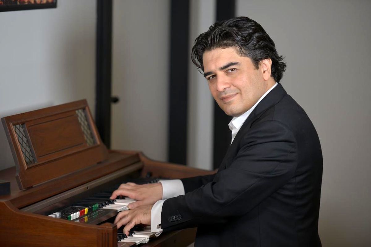 سامان احتشامی