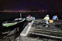 توقیف یک فروند شناور قایق ۵۵ اسب بخار بی هویت شب چراغی در آبهای جاسک