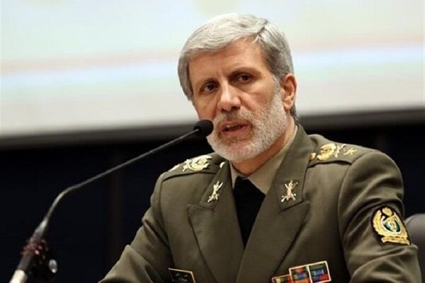 دعوت فرمانده کل ارتش از عموم ملت برای حضور حماسی در مراسم بدرقه پیکر فرمانده شهید کل قوا