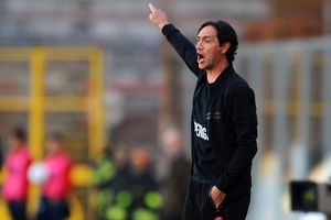 اسطوره میلان، سرمربی فروزینونه شد