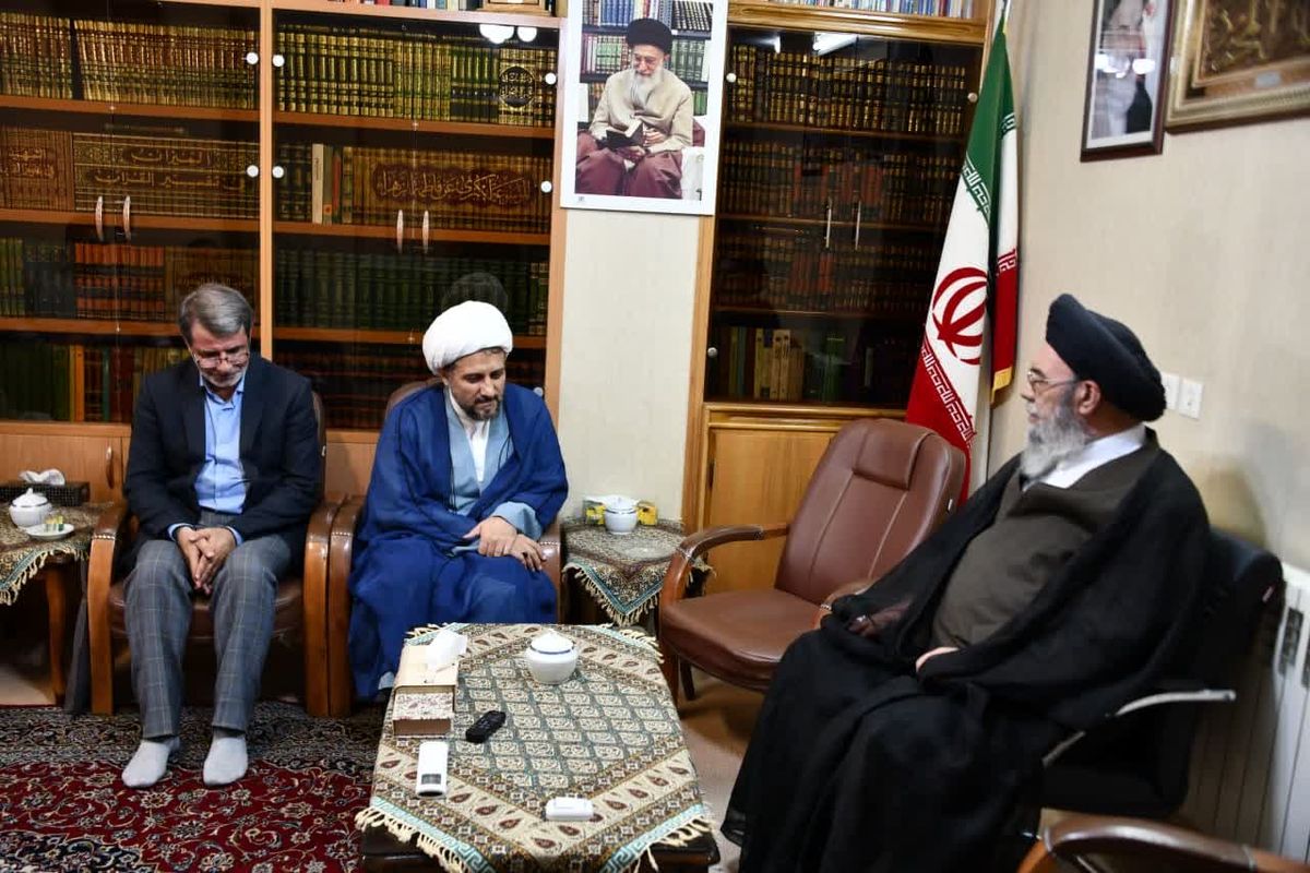 امام جمعه اصفهان