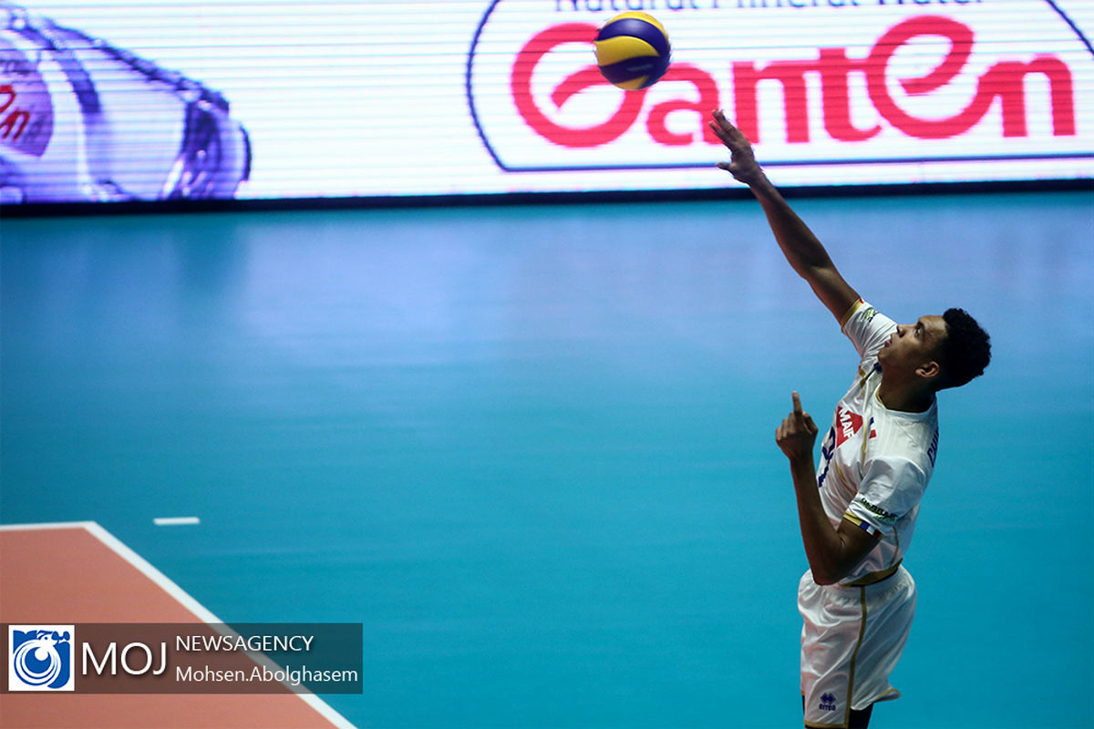 دیدار تیم های ملی والیبال ایران و فرانسه