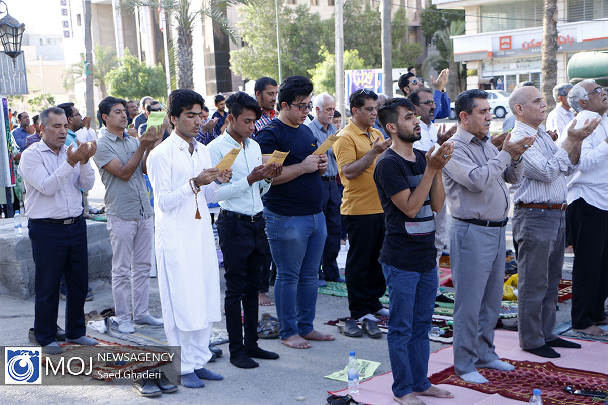 اقامه نماز عید سعید فطر در بندرعباس