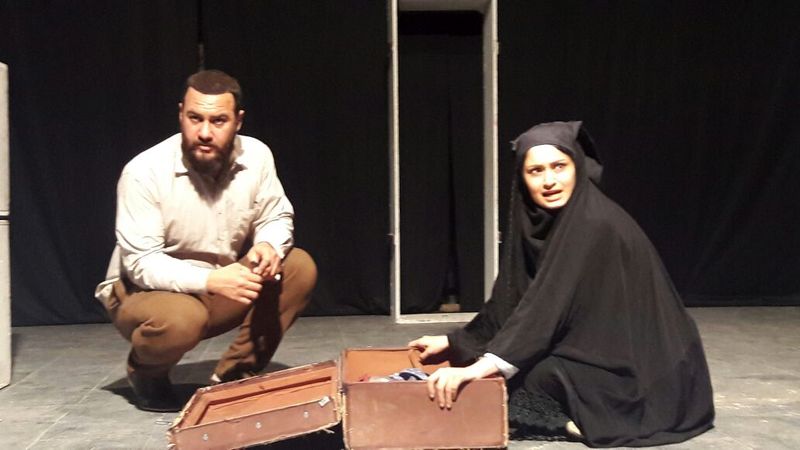 راه یابی نمایش "رمان سم پاشی" به جشنواره ملی تئاتر ایثار در کرمانشاه
