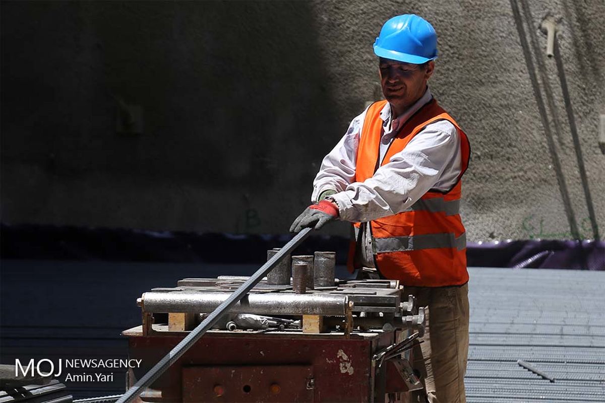 درآمدهای داغ - کارگران ساختمانی