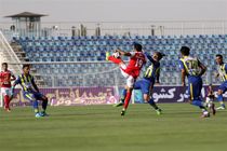 پرسپولیس صدر نشین شد