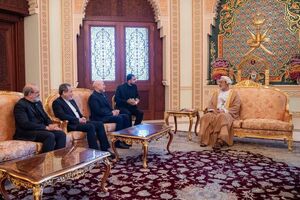 قالیباف و عراقچی با سلطان عمان